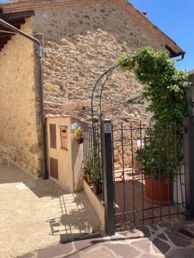 Maison d'hôtes La Casina Delle Rondini à Corsanico-Bargecchia Extérieur photo